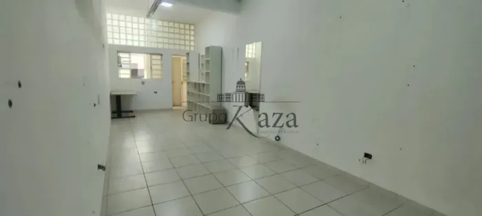 Oportunidade - Ponto Comercial - Jardim Paraíba - Jacareí - 63m².
