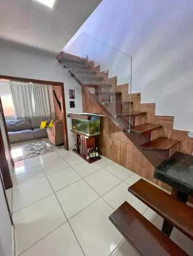 Lindo Casa Sobrado ao Lado do Resende