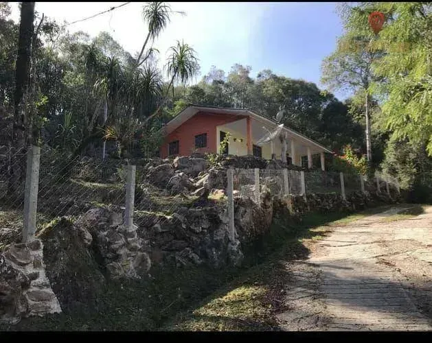 Chácara no Clube Recanto das Pedras com 2 dormitórios à venda, 1547 m² por R$ 250.000 - Zo