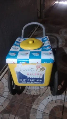 Carrinho de picolés