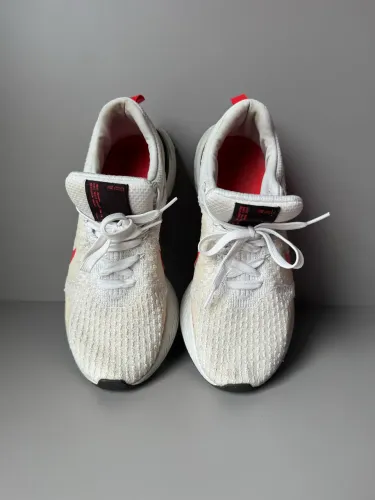 Tênis Nike react infinity run