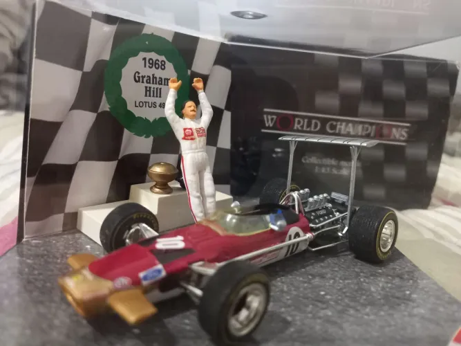 Miniatura F1 Lotus 49B Graham Hill World Champion 1968 escala 1:43
