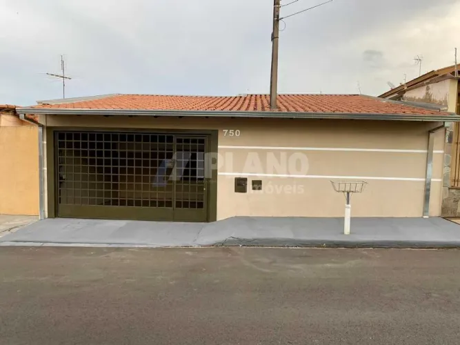 Venda de Casas / Padrão na cidade de São Carlos