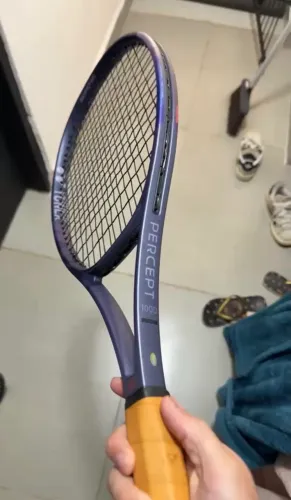 Yonex Percept 100D Midnight + Cushion Leather Grip Yonex (couro)