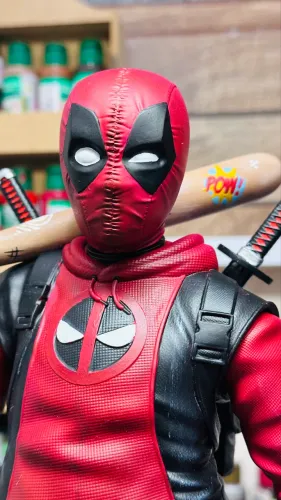 Deadpool Action Figure 1/6 - Colecionável 40cm