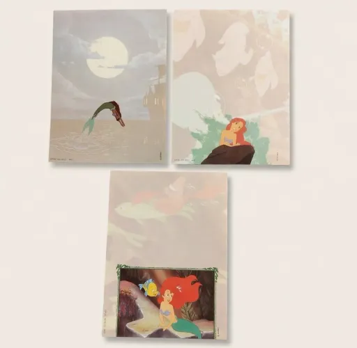 3 papéis de carta antigos da pequena sereia Disney