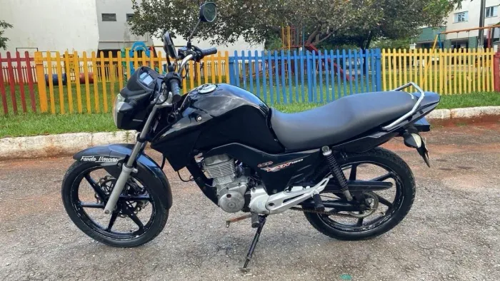 **HONDA CG 150 FAN ESDI 2015**