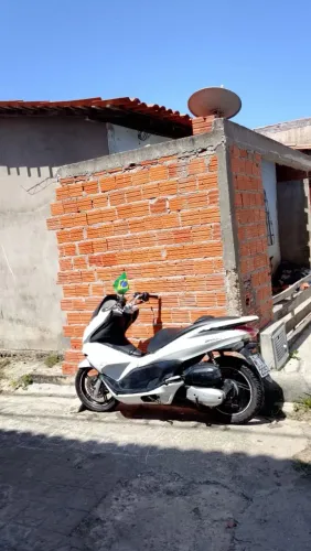 Vendo ou troco, PCX