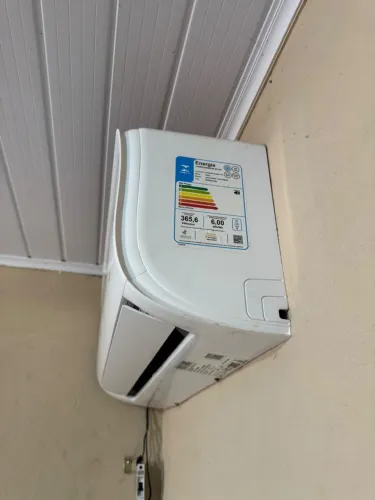 Ar condicionado midea wifi 9mil btw