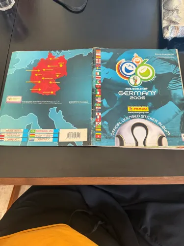 Álbum Copa do Mundo 2006 Panini - (532 Figurinhas) - Cristiano Ronaldo, Ronaldo?