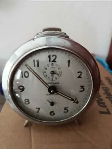Relógio despertador 