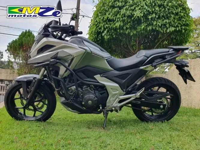 HONDA NC 750 X ABS 2024 CINZA COM 16.000 KM
