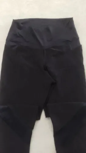 Lote de roupas de academia 