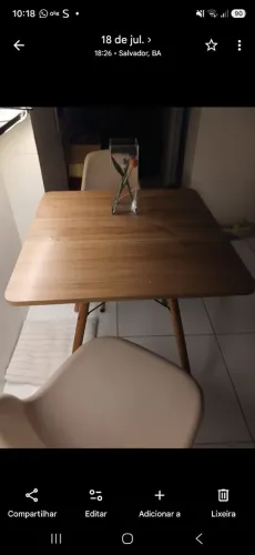 Mesa de madeira