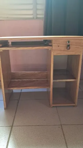 MESA DE ESTUDOS