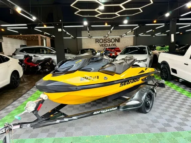 Jet Ski Sea-Doo Rxp X 300 rs