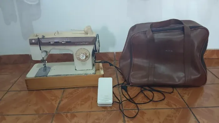 maquina de costura facilita master não sei ta regulador