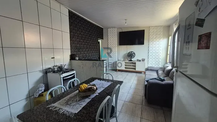 CASA COM PONTO COMERCIAL NO OLARIA LORENA-SP