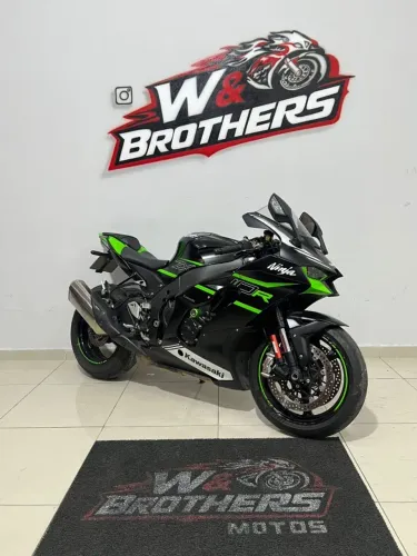 KAWASAKI ZX-10R 2022 (baixa km)