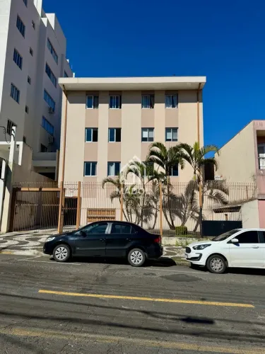 Apartamento com 3 quartos para locação | Centro | R$ 1.400,00
