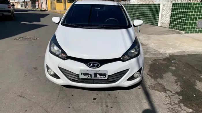 Hb20 sedan 15/15 automático 1.6 pneus zero
