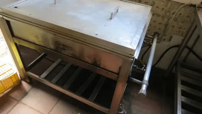 Banho maria grande a gas aço inox 304 e alumínio para esquentar panelas e alimentos 