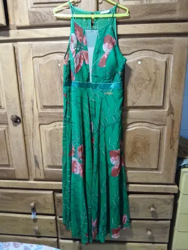 Vestido de festa G ao GG (90,00,00)