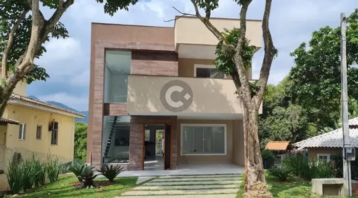 Casa no Condomínio Pedra da Mata para Venda com 3 quartos , Maricá / RJ