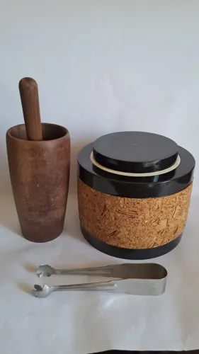 ** MT Conjunto Pilão + Socador + Balde de Gelo + Pegador de Gelo