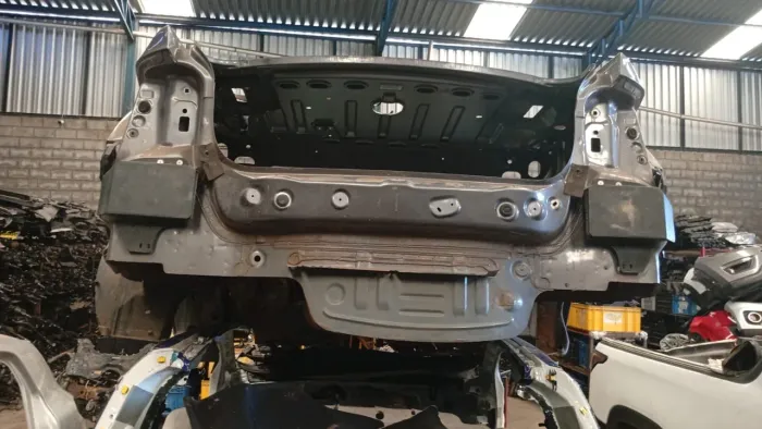 Traseira Com Leteral Renault Logan 2015 A 2023 Original 
