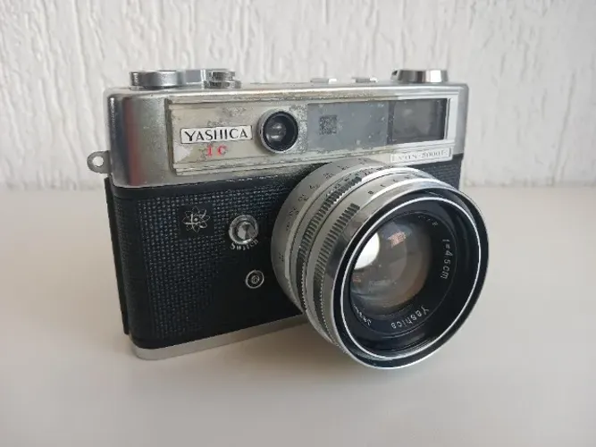Câmera Yashica Lynx 5000 E para colecionador Peça Rara na caixa com Selo Original