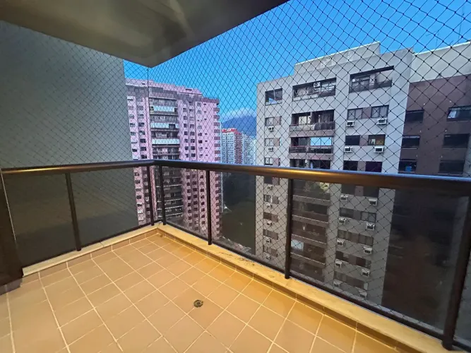 Apartamentoa venda 2 quartos 90m Barra da Tijuca