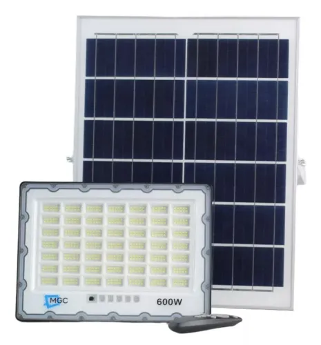 Refletor Solar 600W - Iluminação potente e econômica!