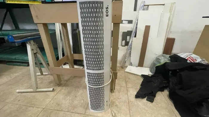 Cortina de Ar EOS 100cm com Controle Remoto EOS-CER10 220V