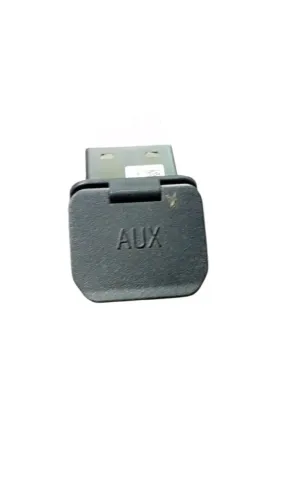 Botão entrada Auxiliar e Usb Chevrolet S10 2012 a 2017