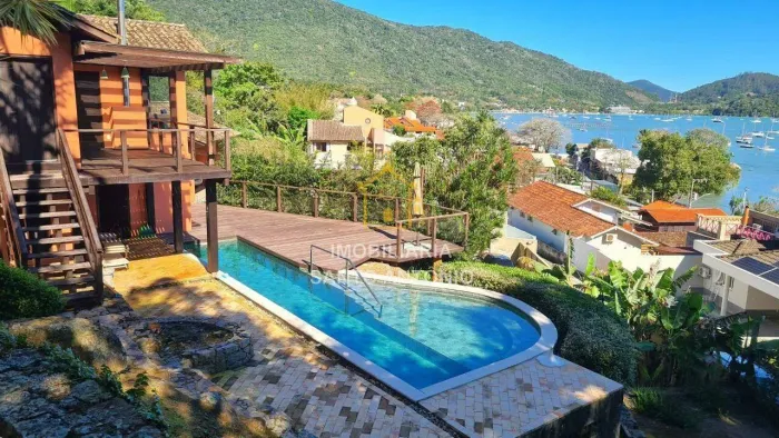 Casa Financiável com linda vista para o Mar