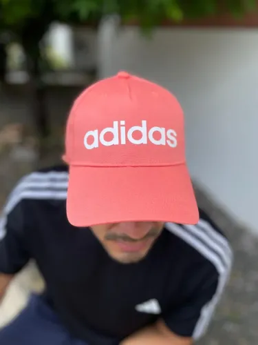 Cap novo ORIGINAL Adidas
