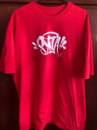 Camiseta Streetwear Syna