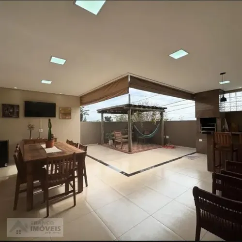 Casa espetacular com 3 dormitórios e área gourmet no Condomínio Belvedere!