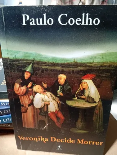 Vendo livro, Veronika Decide Morrer de Paulo Coelho.
