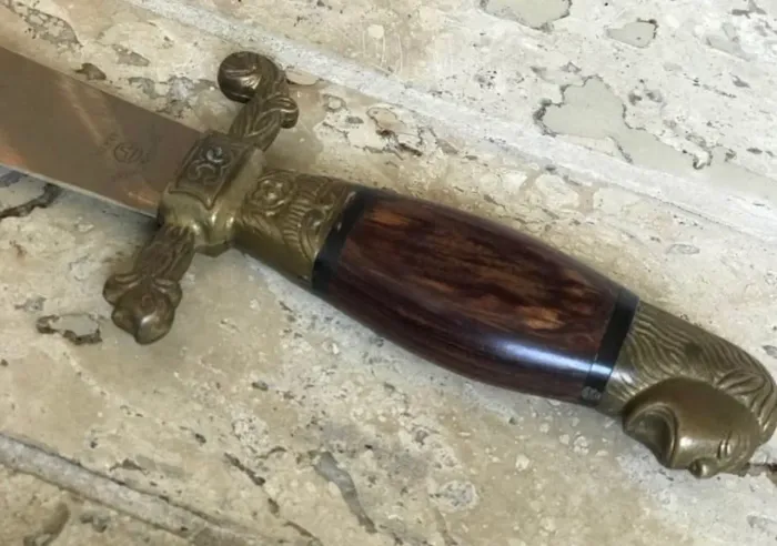 Facão Cabeça de Leão (tamanho da faca 27 aprox.) S/ Baianha
