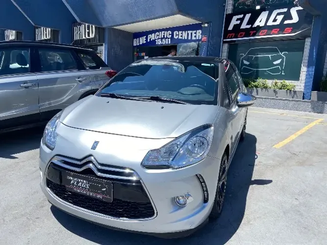Citröen ds3 2013 todo original sem modificações muito novo 