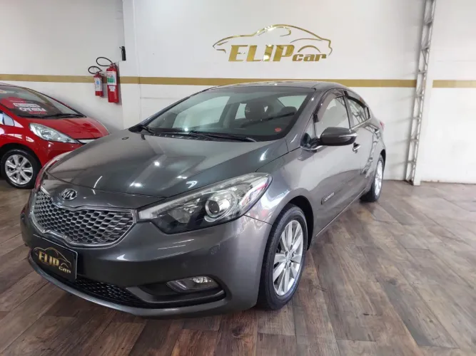 Kia Motors Cerato 1.6 16V Flex Aut. 2014