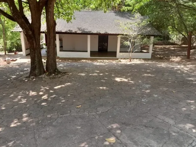 Chácara no condomínio Alta Vista com 6.000 M2, e córrego privativo