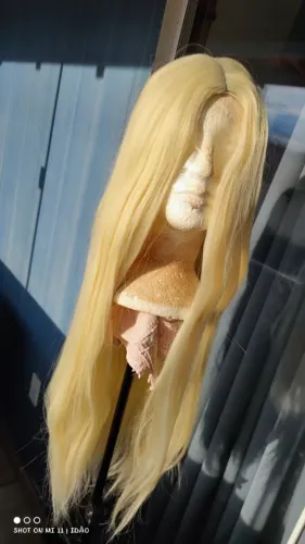 Peruca loira 75cm cosplay fantasia