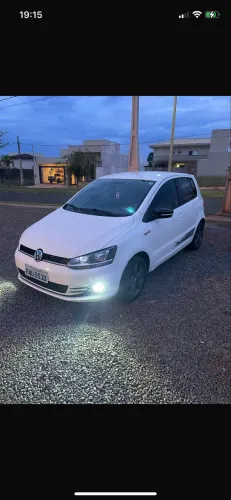 Volkswagen Fox Rock IN RIO 1.6 MI Total Flex 8V 5P 2016