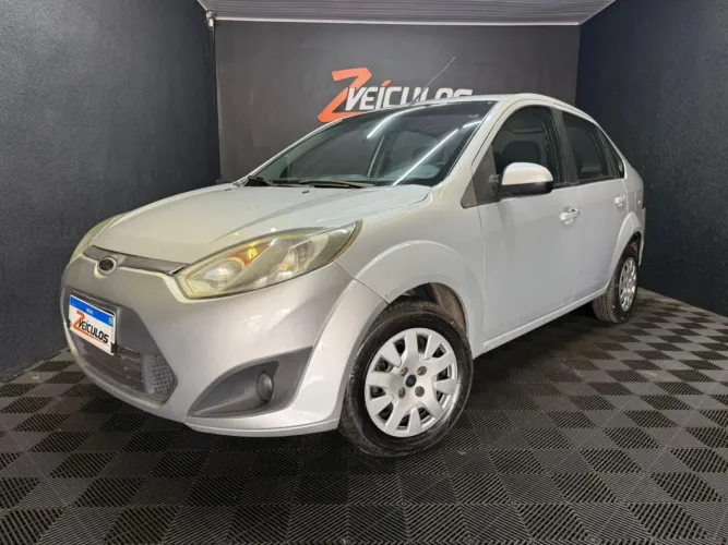 Ford Fiesta Sedan SE 1.6 16V Flex 4P 2014