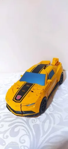 Boneco Transformers Hasbro 27 cm altura.