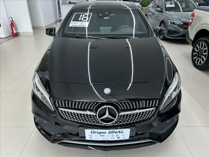 Mercedes-Benz GLA 250 Sport 2.0 TB 16V 4X2 211cv Aut. 2016