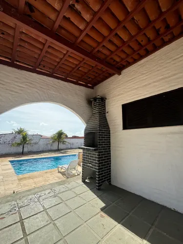 Casa de piscina Aguas Belas